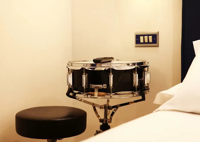 Franklin Feel The Sound Otel